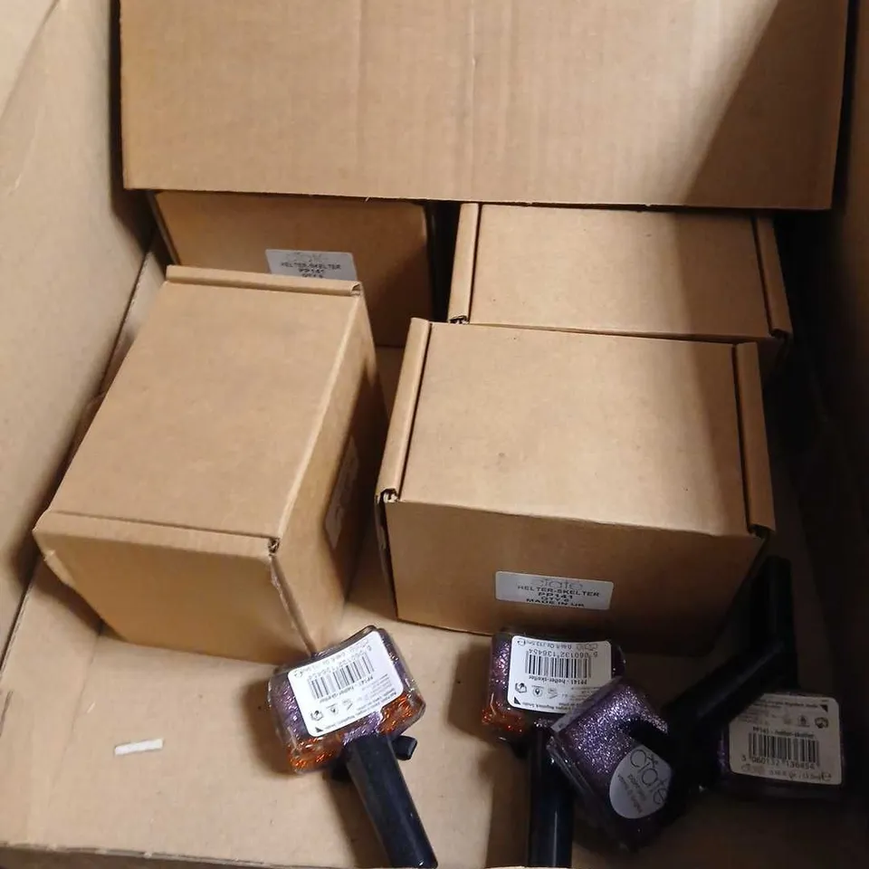 BOX OF APPROXIMATELY 150 CIATÉ PAINT POTS NAIL POLISH – HELTER-SKELTER PURPLE GLITTER 13.5ML-NO EXPIRY DATE SHOWN 