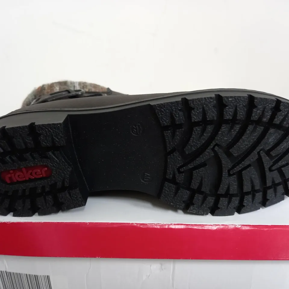 RIEKER MULTI CUFF HIKING BOOTS - SIZE 40
