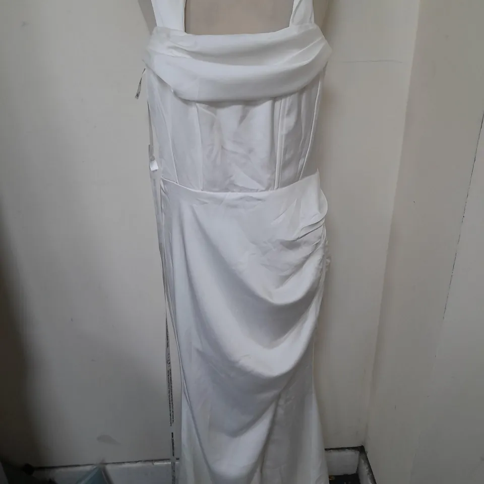 CLUB OF LONDON KIMBELEY WHITE BARDOT FISHTAIL SATIN MAXI DRESS - UK 14