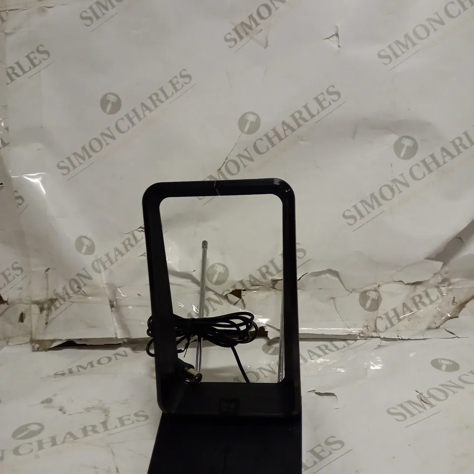 ONE FOR ALL AMPLIFIED INDOOR AERIAL SV9460 