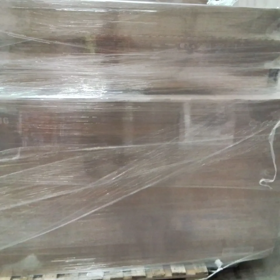 PALLET CONTAINING APPROXIMATELY 10  DAMAGED TVS