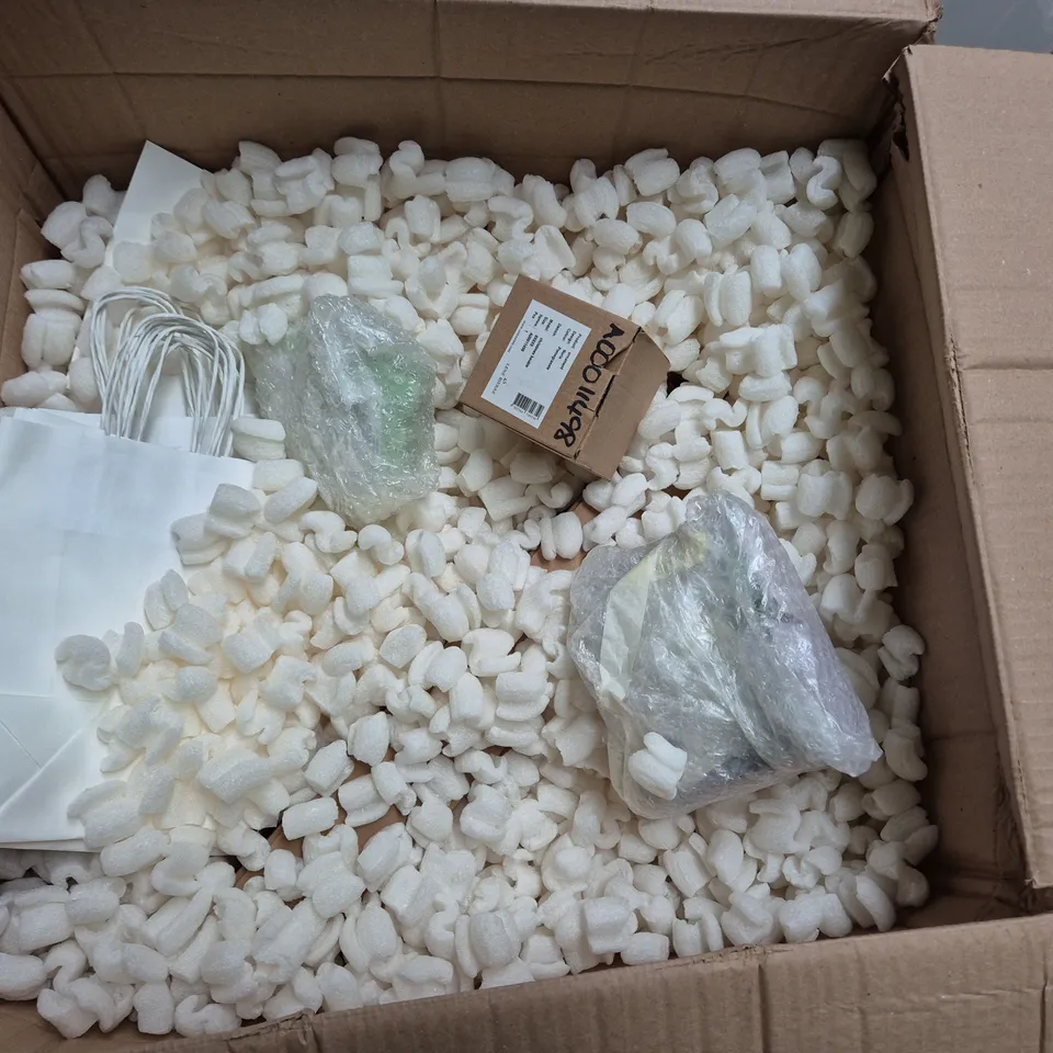 BOX OF APPROXIMATELY 10 CHRISTMAS DECORATIONS TO INCLUDE TREE AND BAUBLES