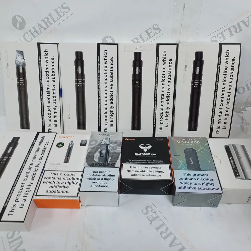 BOX OF APPROXIMATELY 10 ASSORTED E-CIGARETTE PRODUCTS & ACCESSORIES TO INCLUDE INNOKIN, ASPIRE, VOOPOO ETC 
