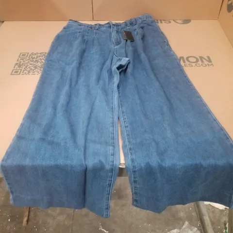 BOX CONTAINING APPROXIMATELY 4 BRAND NEW SIMPLY BE MID BLUE WIDE LEG TROUSERS - SIZE 16R