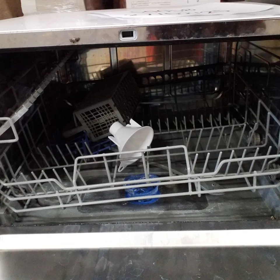 COMFEE DISHWASHER TD602E-W FREESTANDING DISHWASHER 