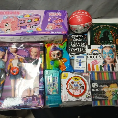 LARGE QUANTITY OF ASSORTED TOYS AND GAMES TO INCLUDE DEMON HUNTER FIGURINES, ART STATIONARY SETS AND BIRTHDAY CROWN