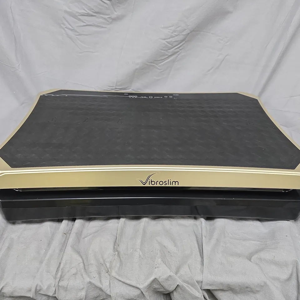 VIBROSLIM ULTRA PRO 2019 VIBRATING PLATFORM – FP-VM-VSU-PRO-19-E