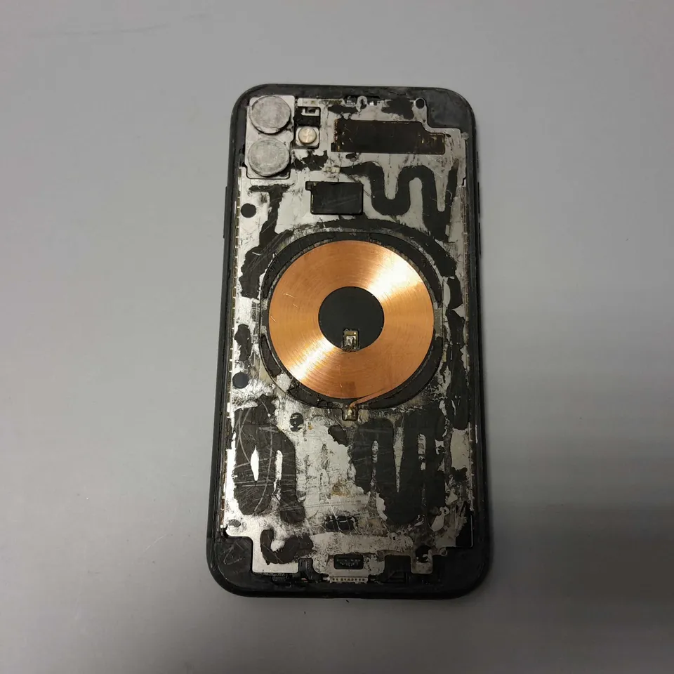 APPLE IPHONE - MODEL UNSPECIFIED