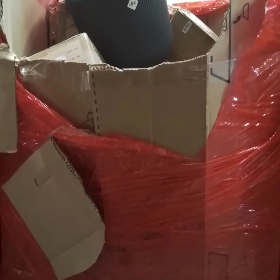 PALLET OF ASSORTED HOUSEHOLD GOODS AND PRODUCTS TO INCLUDE;FAN,PLANT POT,WREATH