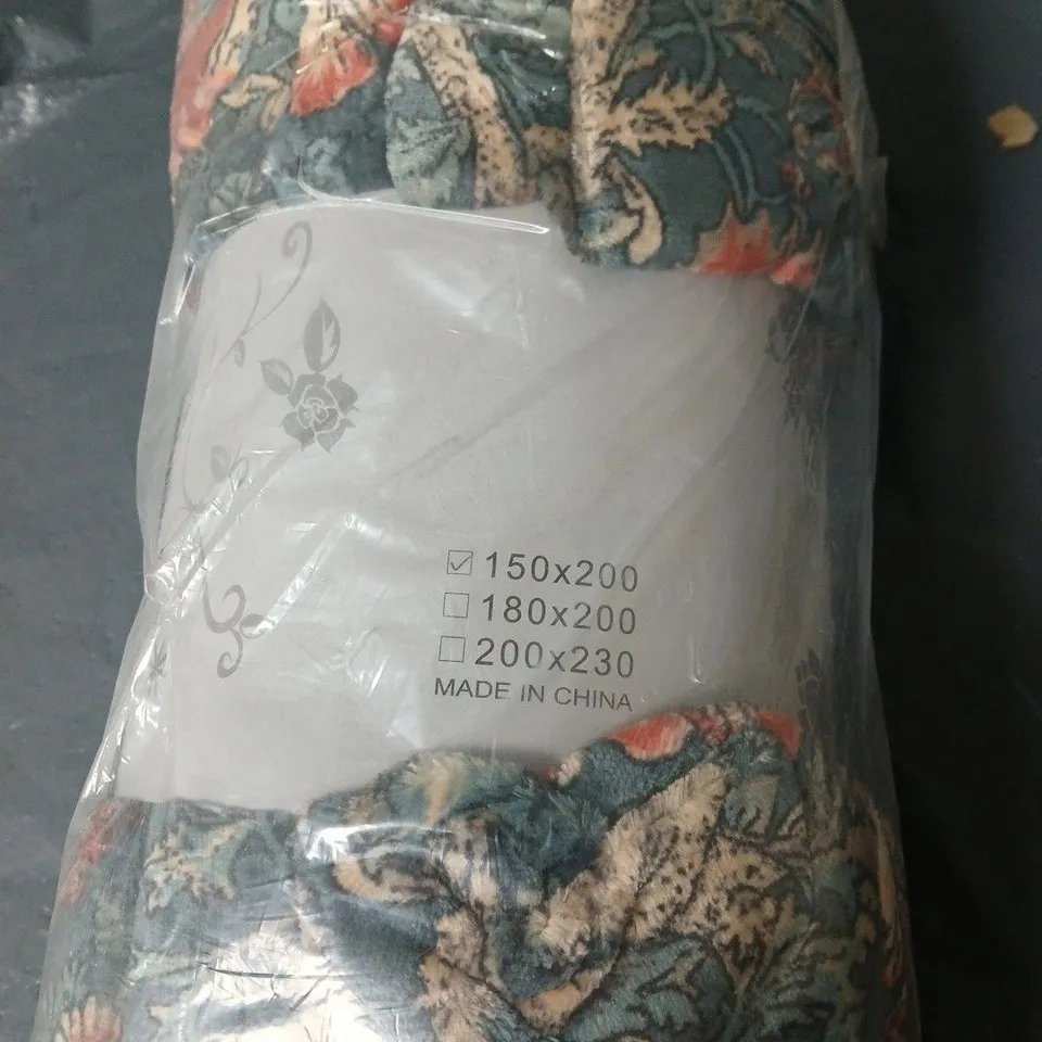 FLOWER PRINT DESIGN THROW/BLANKET 150 X 200CM