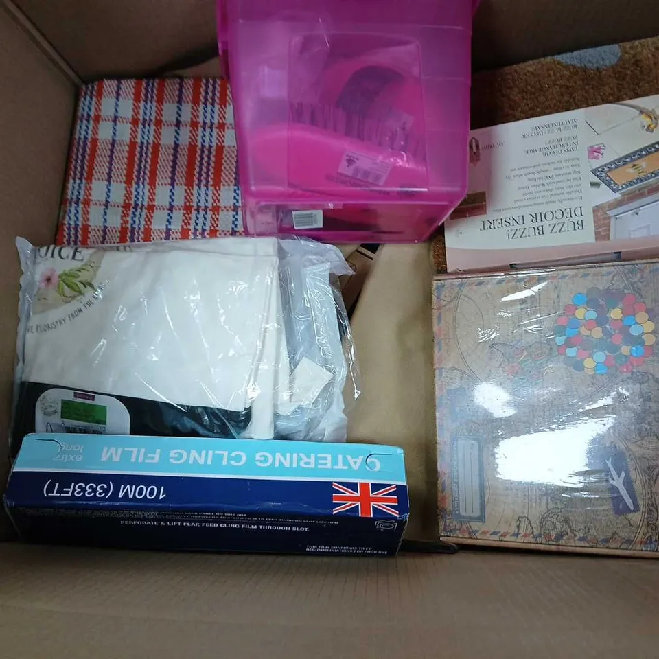 BOX OF APPROXIMATELY 15 ASSORTED ITEMS TO INCLUDE - NAVIGATOR PAPER, RAINBOW STORAGE BUCKET, AND LED WORK LAMP ETC. 