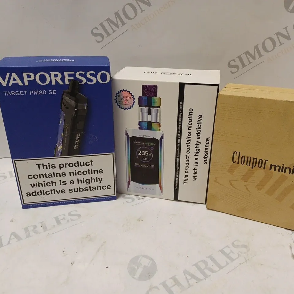 APPROXIMATELY 20 VAPES & E-CIGARETTES TO INCLUDE INNOKIN PROTON, VAPORESSO TARGET PM80 SE, CLOUPOR MINI, ETC