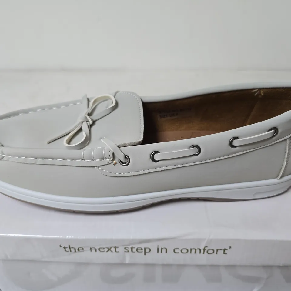 BOXED DR KELLER LADIES COMFORT CASUAL SHOES, GREY - SIZE 8