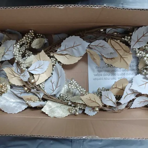 GOLD AND SILVER CHRISTMAS GARLAND 