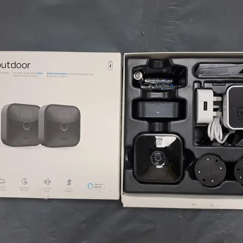 BLINK OUTDOOR BATTERY POWERED SECURITY CAMERAS