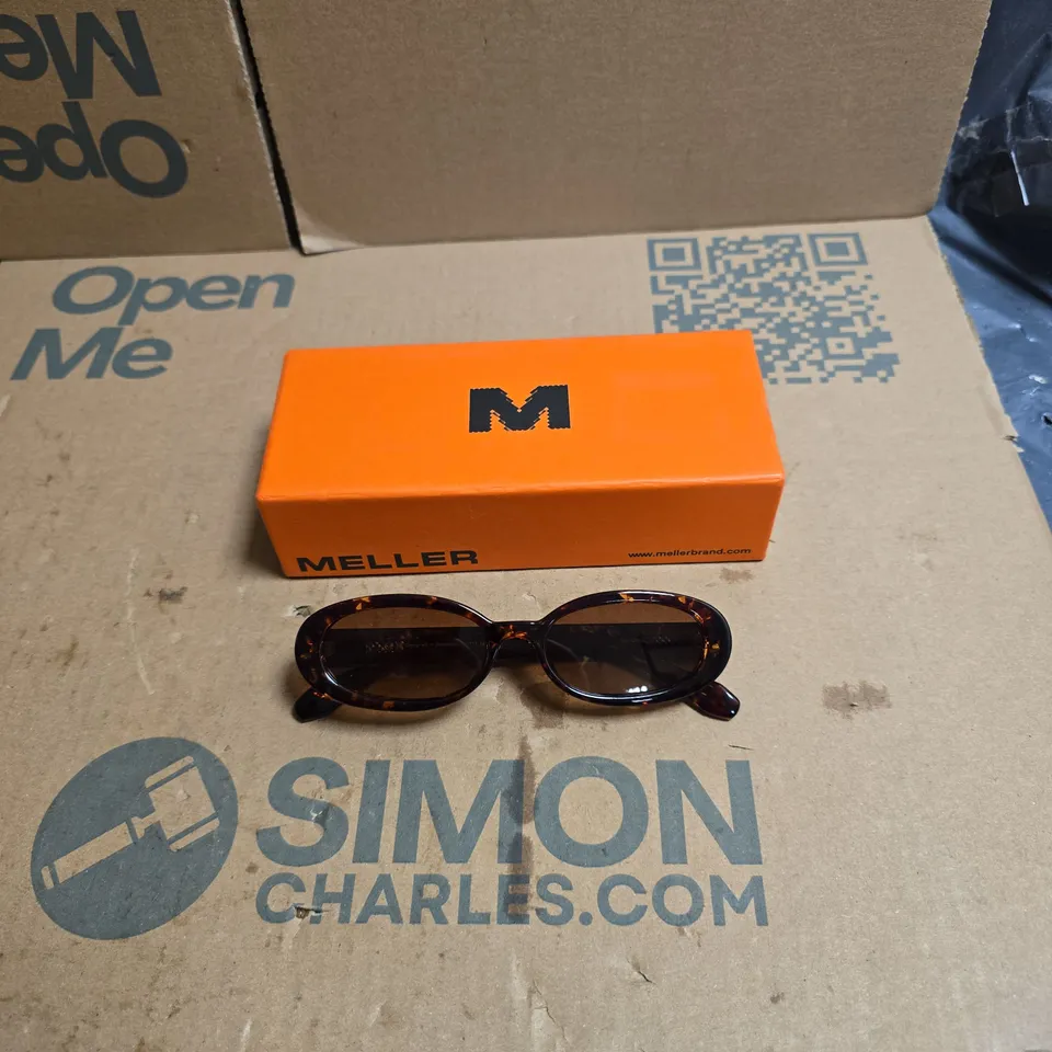 MELLER SUNGLASSES, BOXED