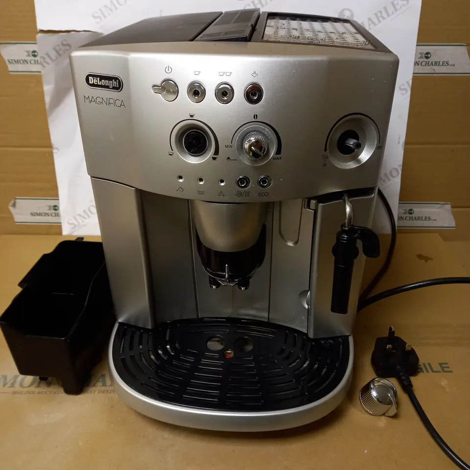 DELONGHI MAGNIFICA BEAN TO CUP COFFEE MAKER 