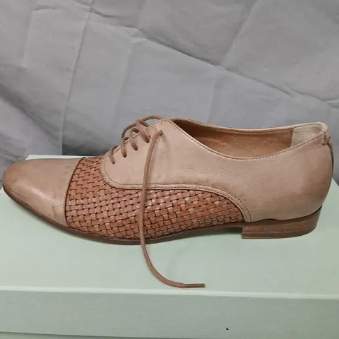 CALPIERRE DESIGNER SHOES – TAUPE LEATHER WITH WOVEN FRONT PANEL, WOMEN'S UK 5.5 (EU 38.5)
