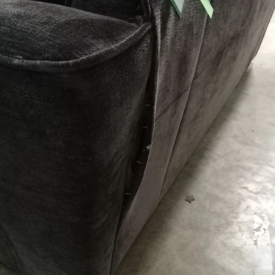 STRATA 4 SEATER FABRIC SOFA RRP £1399