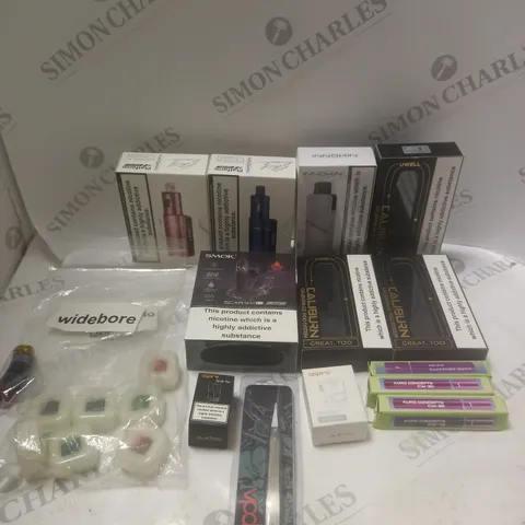 BOX OF APPROXIMATELY 30 ASSORTED VAPING PRODUCTS & ACCESSORIES TO INCLUDE SMOK SCAR MINI, UWELL CALIBURN, ASPIRE SPRYTE POD ETC
