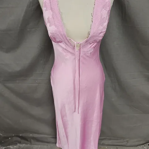 STRADIVARIUS LACE DETAIL DRESS IN PINK SIZE S