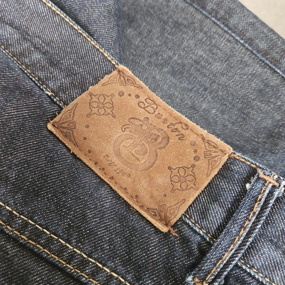 BURTON DENIM JEANS - MEN'S, WAIST 40"