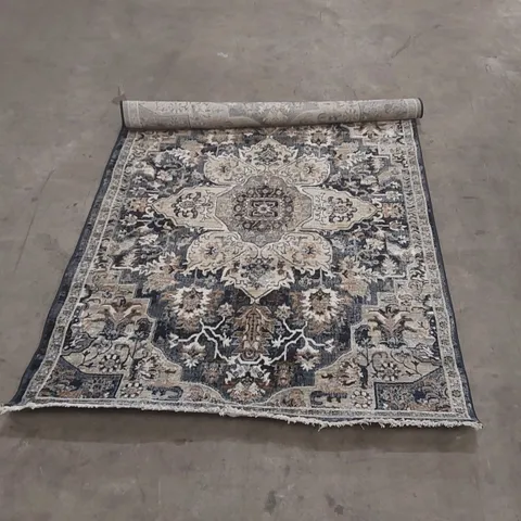 QUALITY DESIGNER AREA RUG - APPROXIMATELY 175 x 122cm