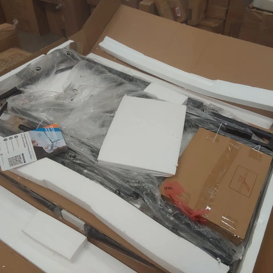 BOXED GARVEE 1+3 DINNER TABLE SET