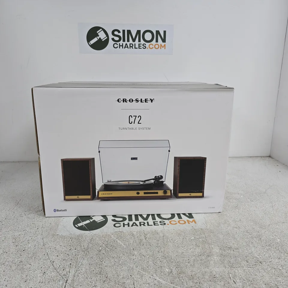 CROSLEY C72 TURNTABLE SYSTEM