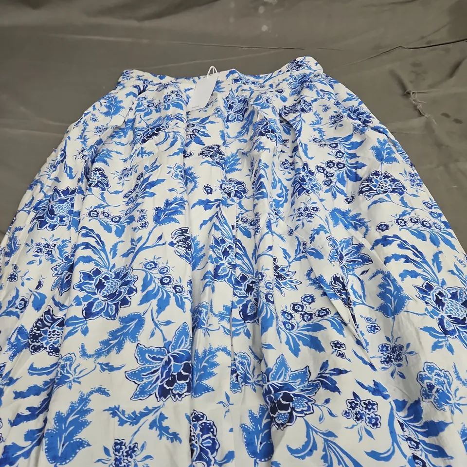 MNG FLORAL PATTERN SKIRT - SIZE 10