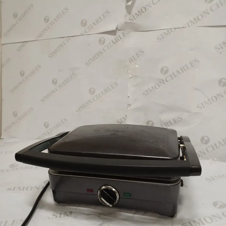 CUISINART GRILL AND SANDWICH MAKER GRSM4U