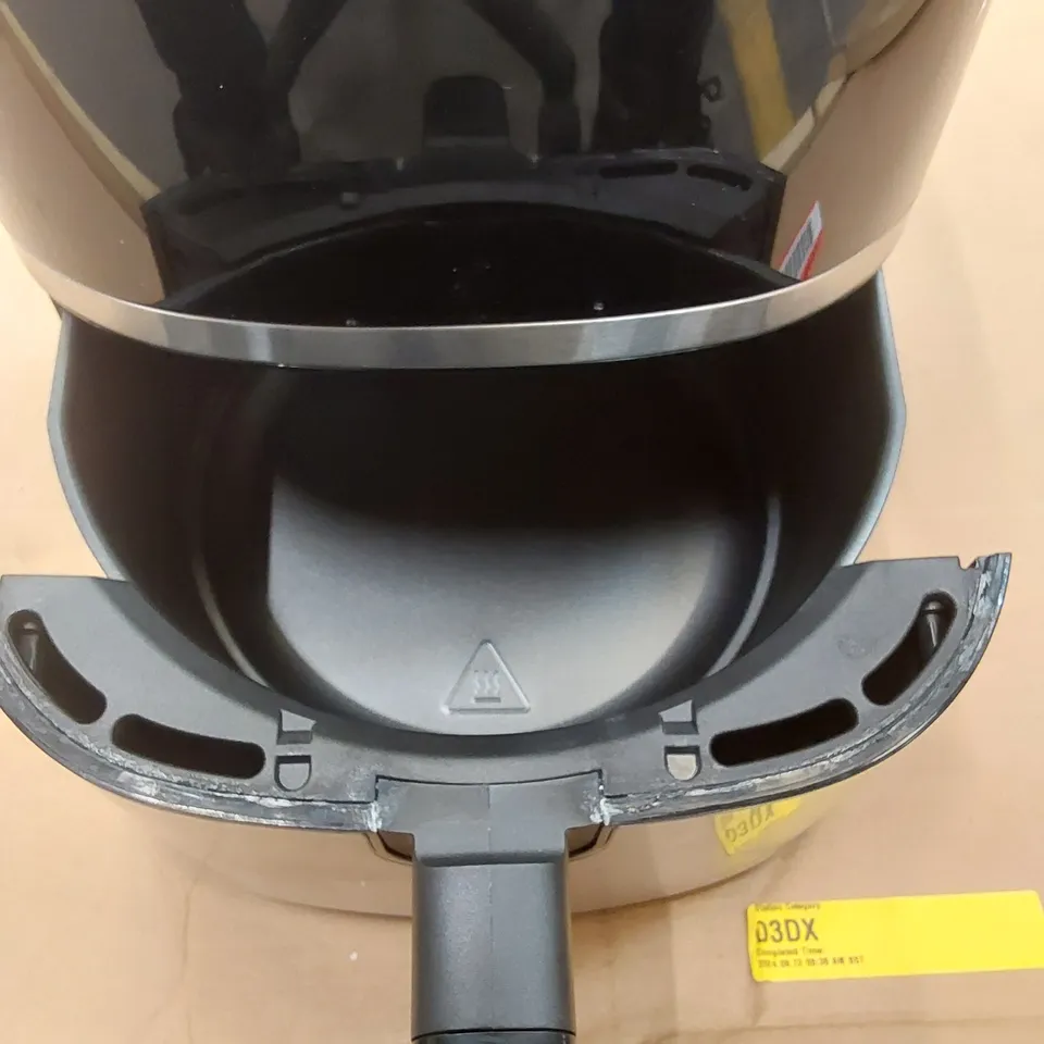 BOXED 4.5L AIR FRYER