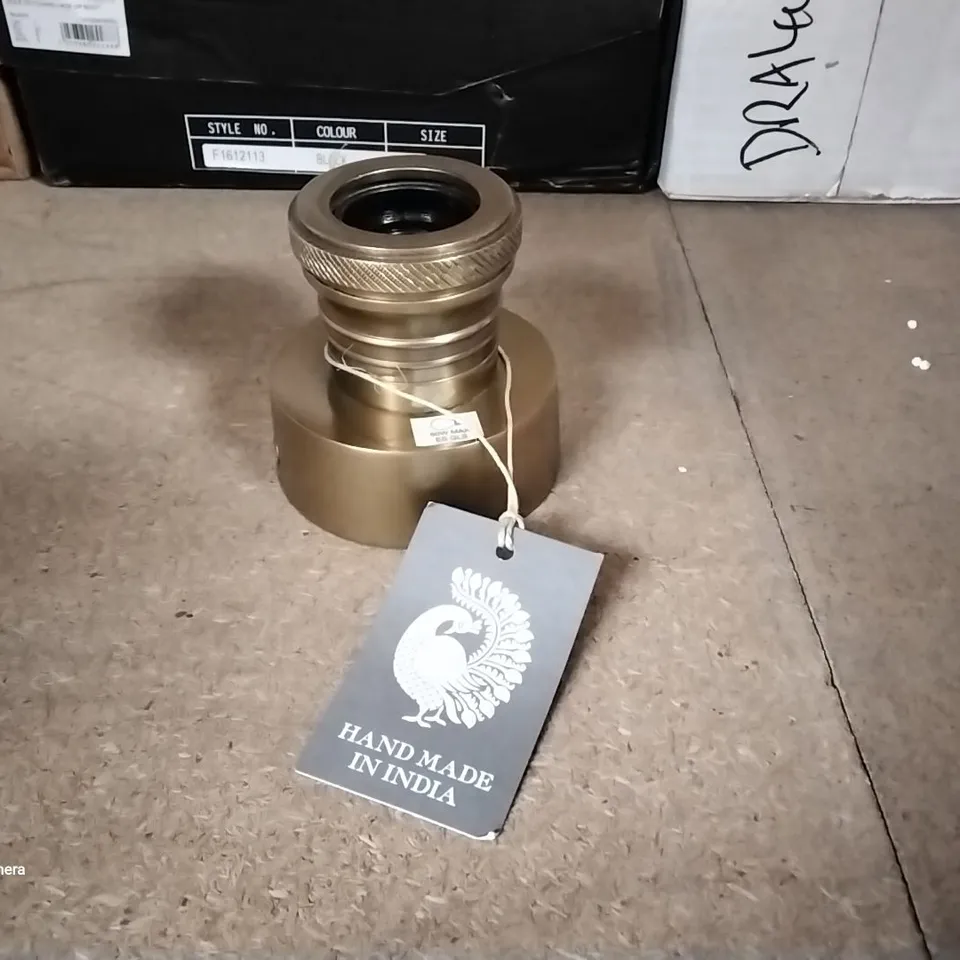 1LT SEMI FLUSH SINGLE CEILING FITTING, ANTIQUE BRASS