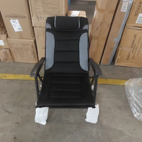 BOXED BLACK AND GREY OUTDOOR LOUNGER/CHAIR
