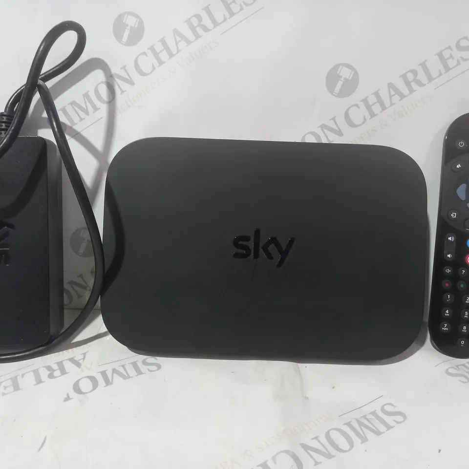 BOXED SKY EM150 Q MINI BOX