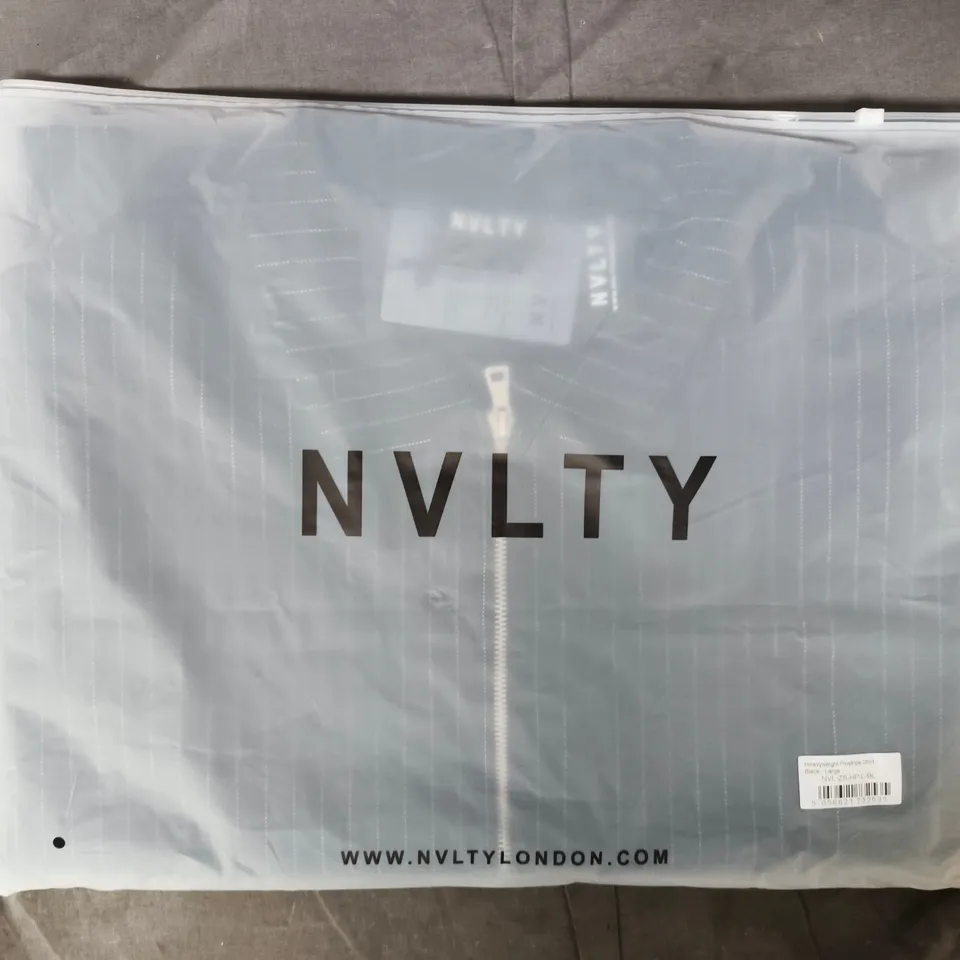 BAGGED NVLTY HEAVYWEIGHT PINSTRIPE SHIRT IN BLACK SIZE LARGE