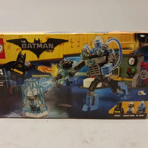 LEGO MR.FREEZE ICE ATTACK - 70901 - AGES 7-14 YEARS