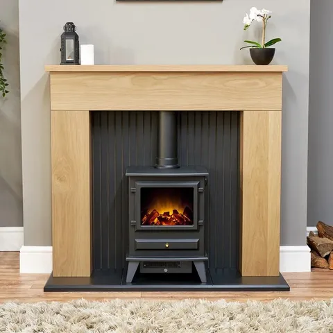 BOXED HUDSON ELECTRIC FIREPLACE