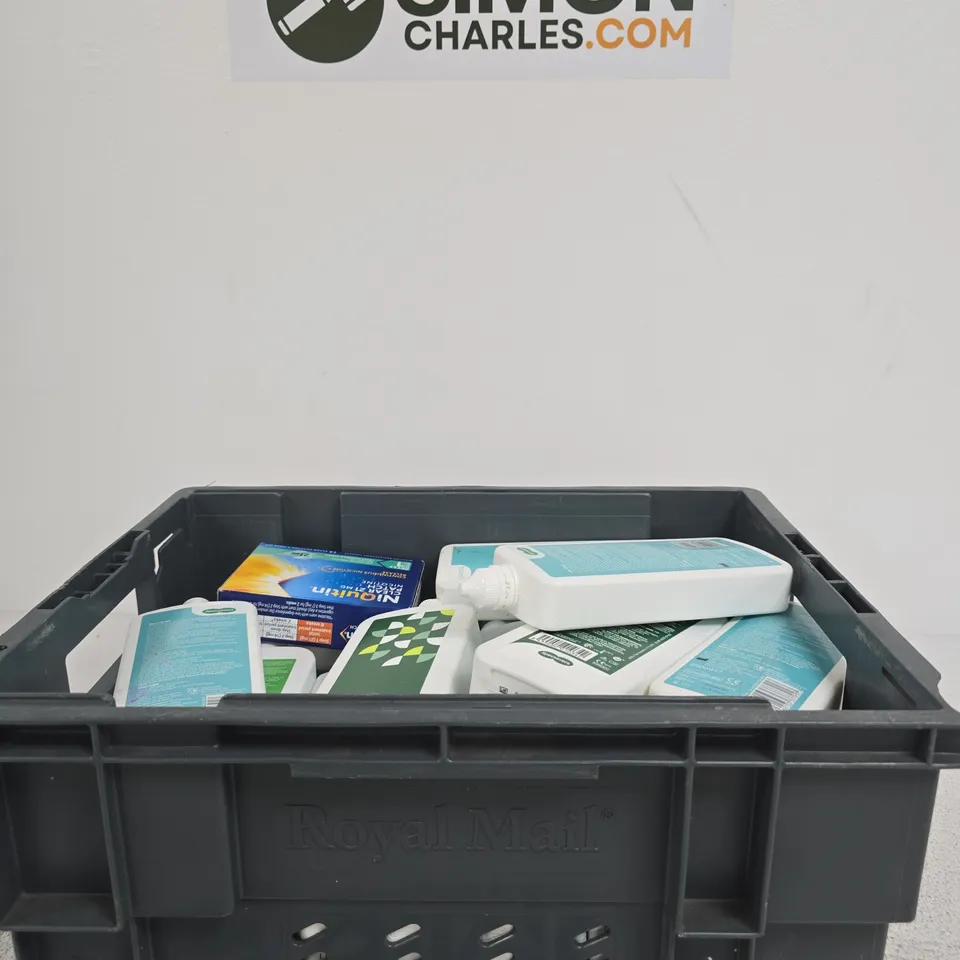 TOTE OF APPROXIMATELY 10 ASSORTED ITEMS INCLUDING NICORETTE INVISIPATCH, SPECSAVERS UNIPURPOSE AND BIOPTRUE MULTI-PURPOSE SOLUTION