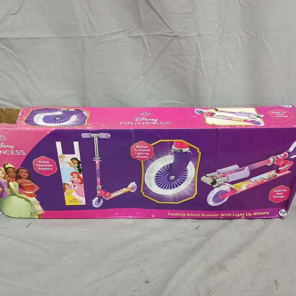 BOXED DISNEY PRINCESS FOLDING INLINE SCOOTER WITH LIGHT-UP WHEELS