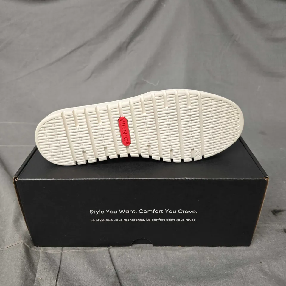 BOXED PAIR OF VIONIC SLIP ON SHOES IN BEIGE - 6