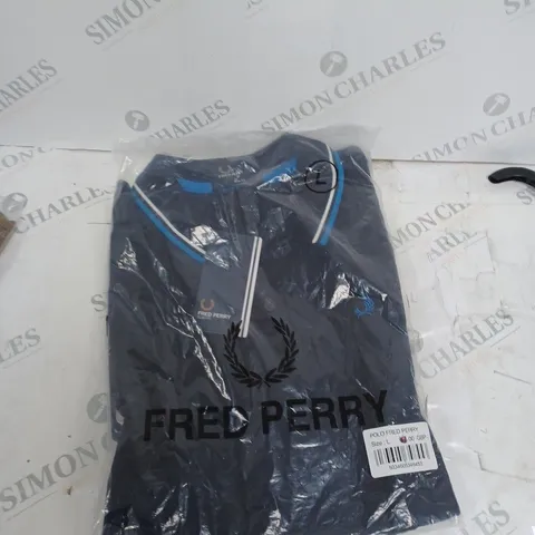 MENS FRED PERRY POLO TOP LARGE - NAVY