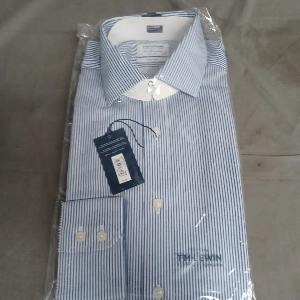 T.M. LEWIN STRIPPED SHIRT SIZE 16/35