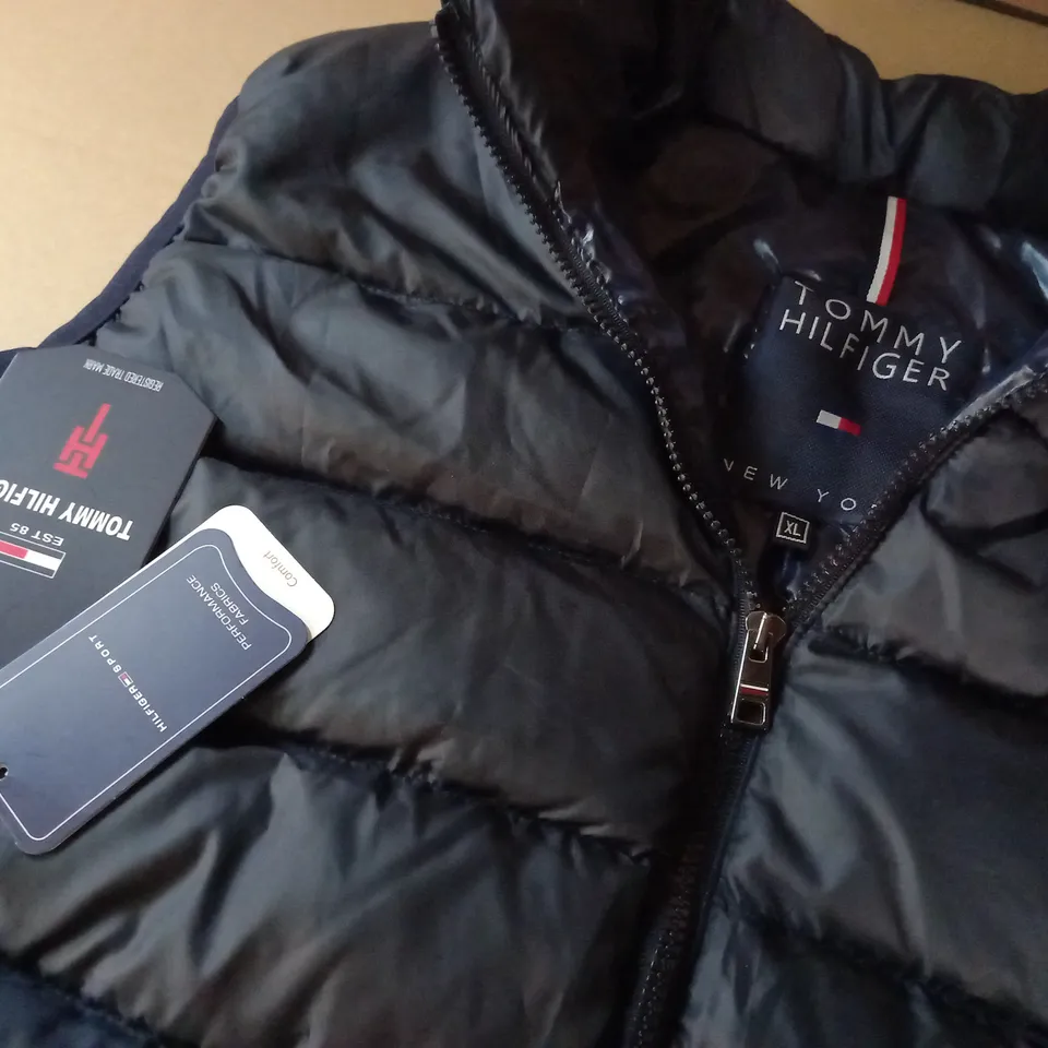 TOMMY HILFIGER NAVY PADDED GILET - XL