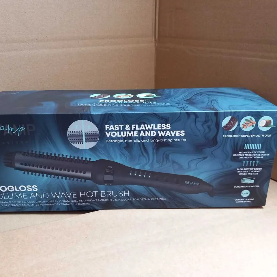 BOXED REVAMP PROFESSIONAL PROGLOSS VOLUME AND WAVE HOT BRUSH 