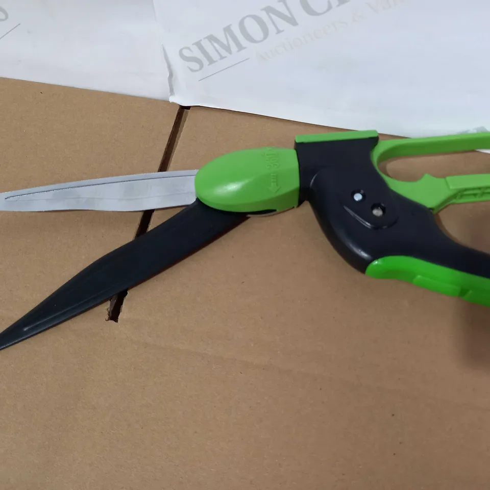 GRUMPY GARDENER ONE HANDED SHEARS