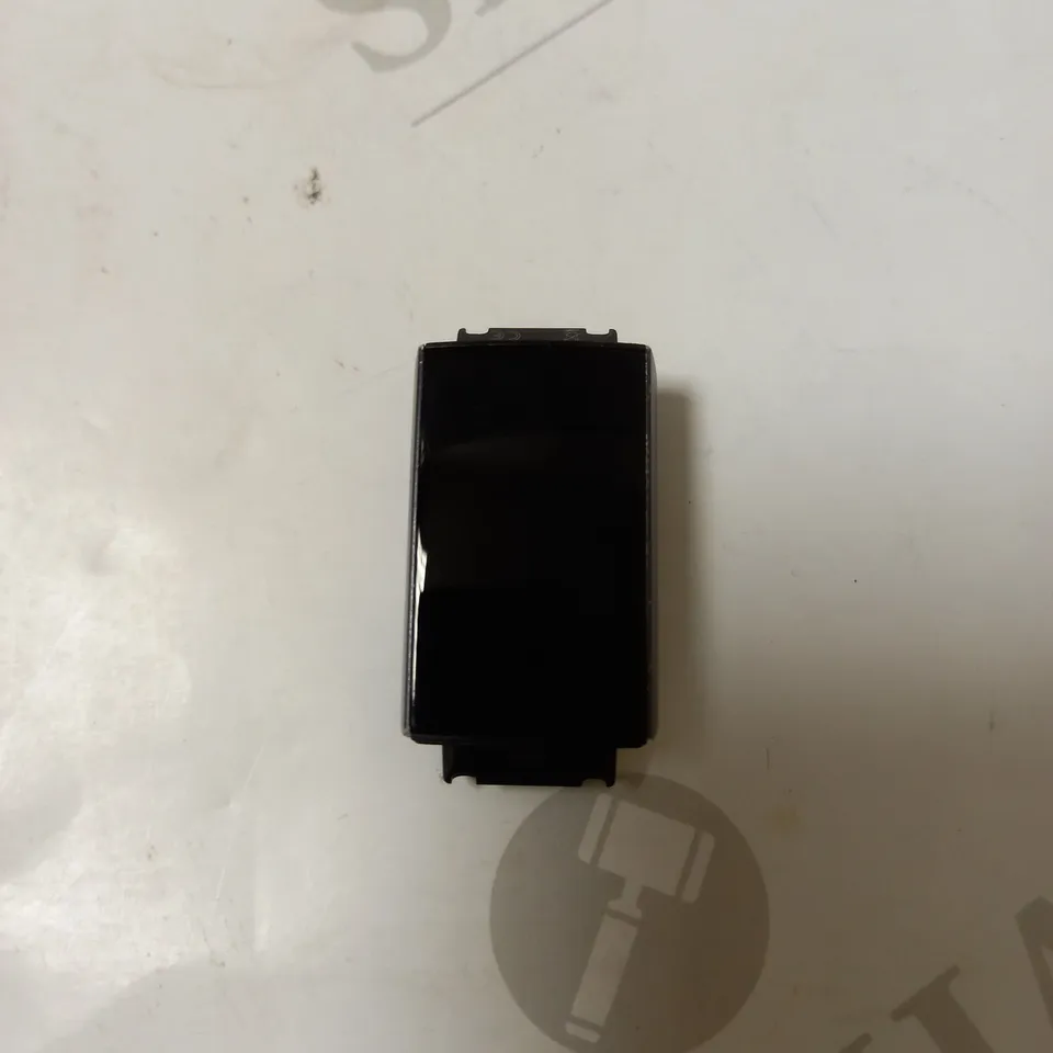 FITBIT CHARGE 3 ADVANCED HEALTH + FITNESS TRACKER