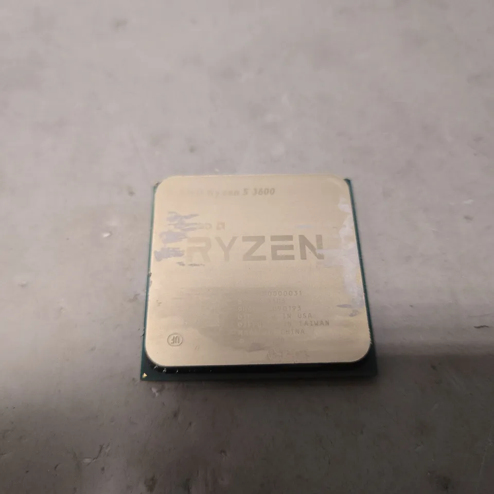 AMD RYZEN 5 3600 CPU WITH HEATSINK 