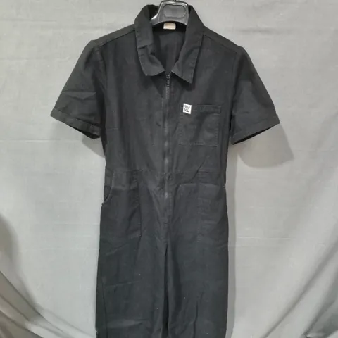 LUCY & YAK UK 12 BLACK SHORT-SLEEVE ZIP JUMPSUIT – 100% ORGANIC COTTON
