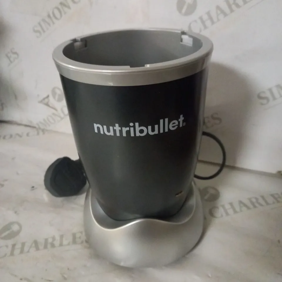 NUTRIBULLET 600 SERIES 600W NUTRITION EXTRACTOR 